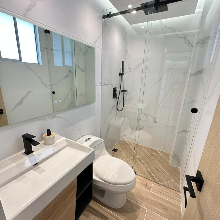 El Poblado Two-Level Luxury Penthouse Amazing View - Three-Bedroom Apartment - 31