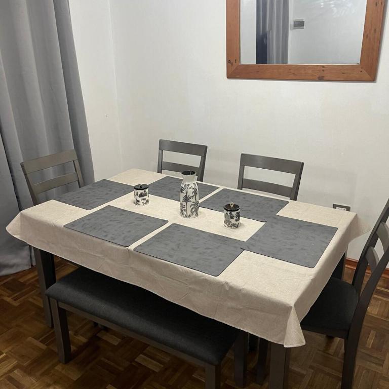 Entire house b Universitario - Three-Bedroom Apartment - 5