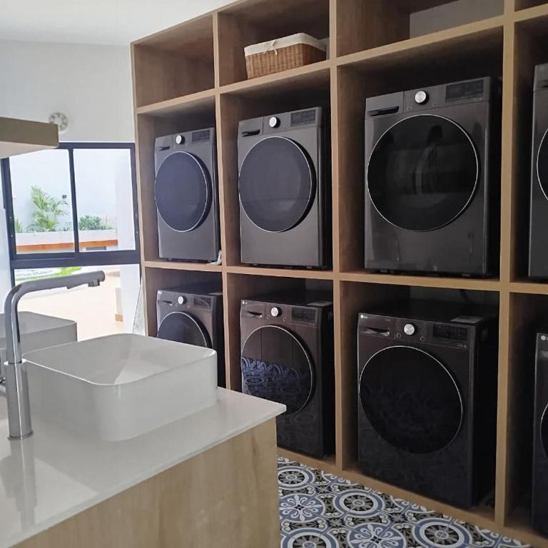 Dpto Moderno Cerca al Estadio Nacional y Circuito Agua con 2 Queen Beds - Two-Bedroom Apartment - 8
