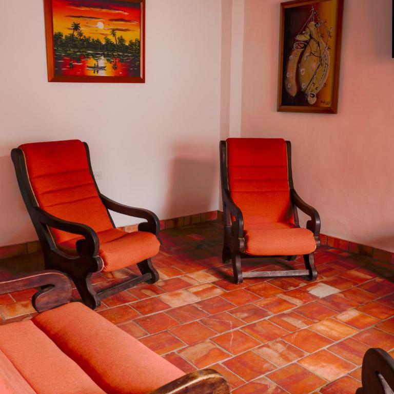 Kazasha-Bari - Three-Bedroom Apartment - 35