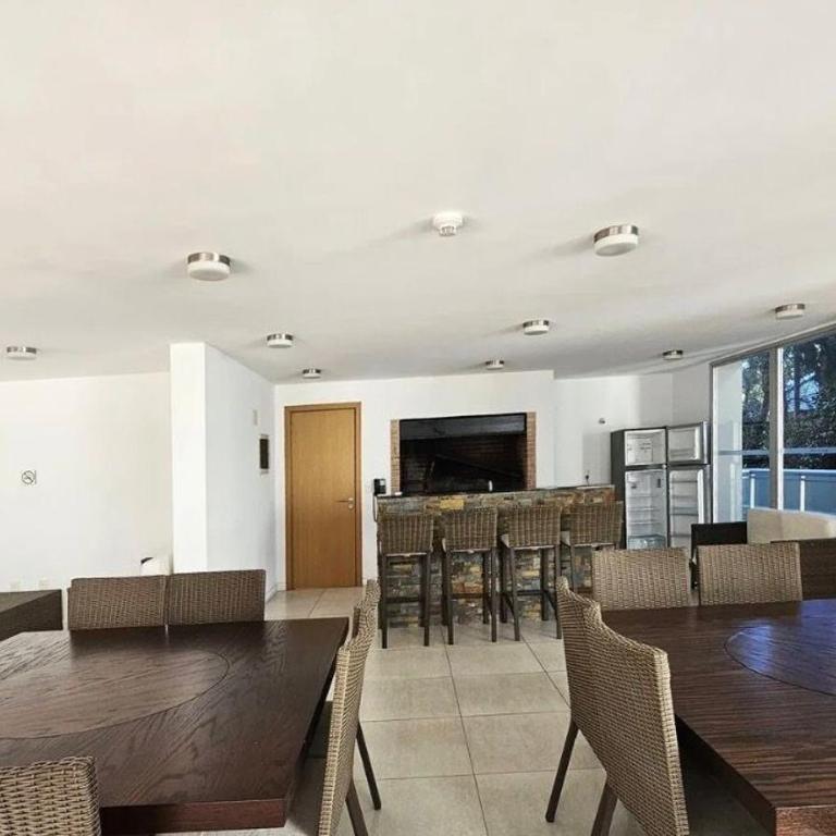 Apartamento moderno frente a la Rambla con balcón, piscina y garaje - One-Bedroom Apartment - 15
