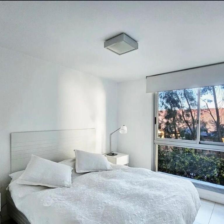 Apartamento moderno frente a la Rambla con balcón, piscina y garaje - One-Bedroom Apartment - 11