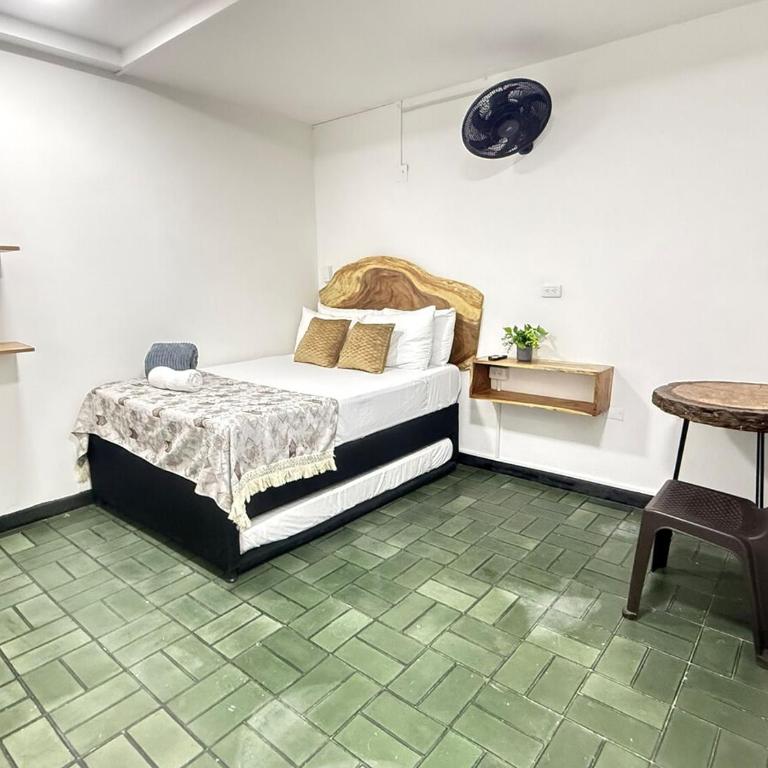 UKU INN - Basic Triple Room - 26
