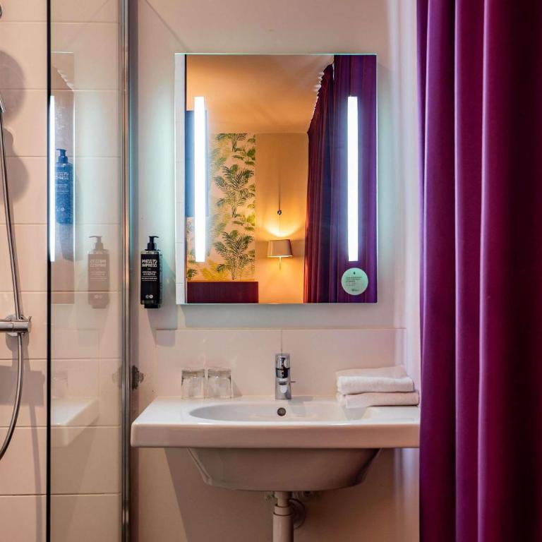 ibis Styles Calais Centre - Chambre Standard avec 1 Lit Double et 1 Lit Simple - 3