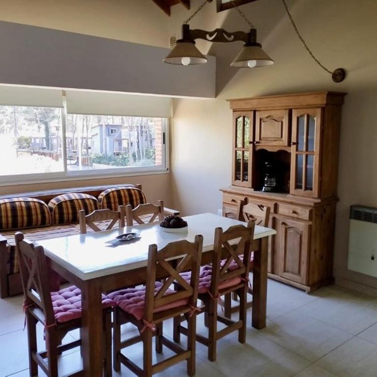 Totoras - Departamento tres ambientes - Pinamar Centro - Two-Bedroom Standard Apartment - 2
