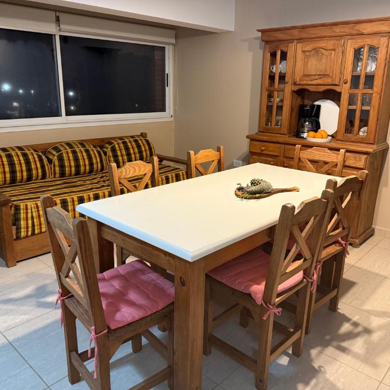 Totoras - Departamento tres ambientes - Pinamar Centro - Two-Bedroom Standard Apartment - 8