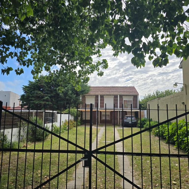 Triplex Rulena Costa - Three-Bedroom House - 4