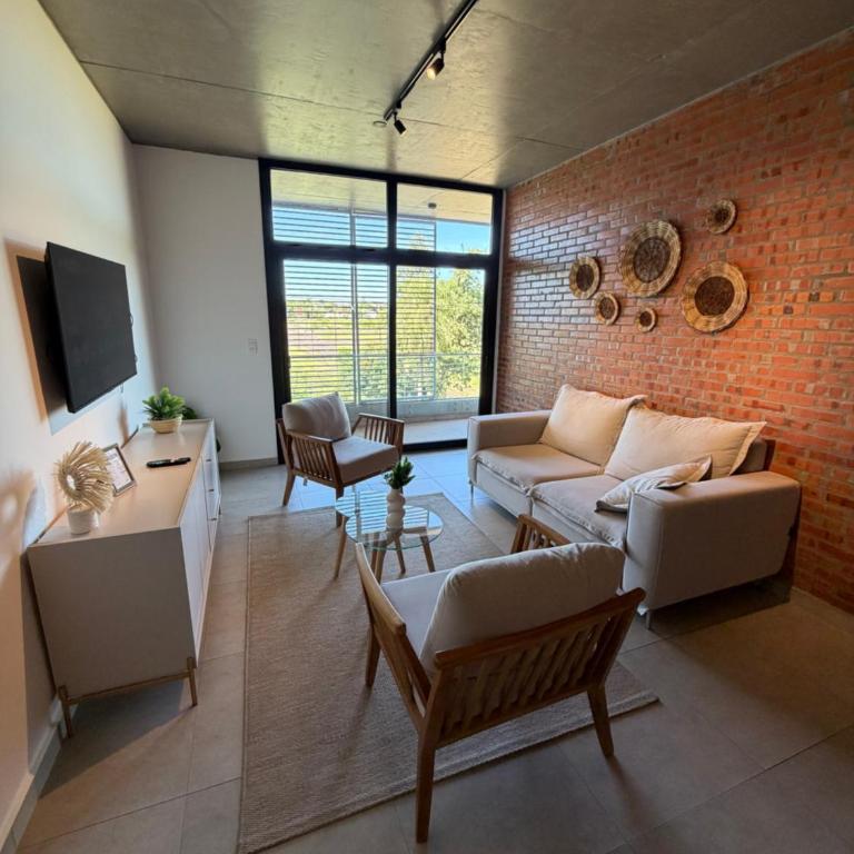 Bello departamento en Encarnación de 2 Habitaciones con Parking! - Two-Bedroom Apartment - 1
