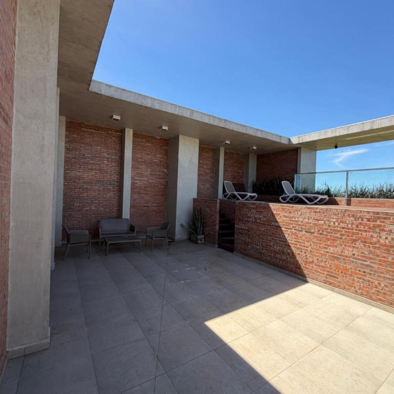 Bello departamento en Encarnación de 2 Habitaciones con Parking! - Two-Bedroom Apartment - 35