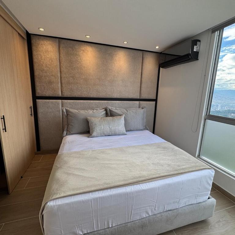El Poblado Amazing Penthouse with Breathtaking Views - Apartment - 42