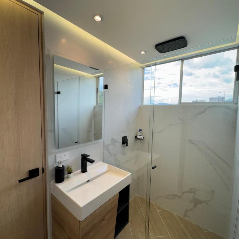El Poblado Amazing Penthouse with Breathtaking Views - Apartment - 52