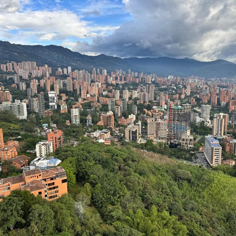 El Poblado Amazing Penthouse with Breathtaking Views - Apartment - 62