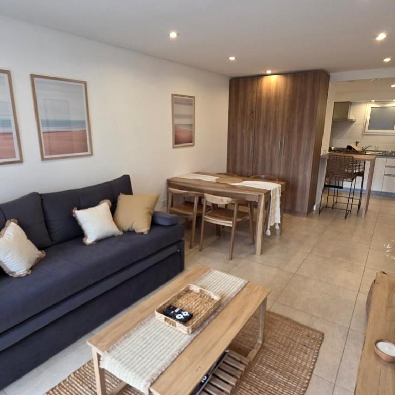 Maryna Golf Playa Grande, con Cochera - Apartamento de 1 dormitorio con balcón y vistas al mar - 4