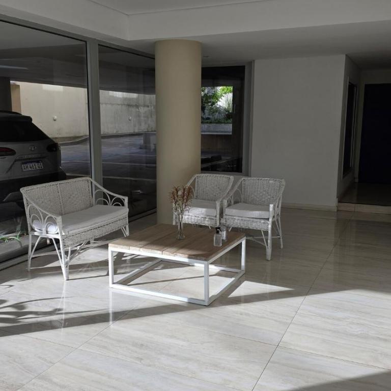 Maryna Golf Playa Grande, con Cochera - Apartamento de 1 dormitorio con balcón y vistas al mar - 18