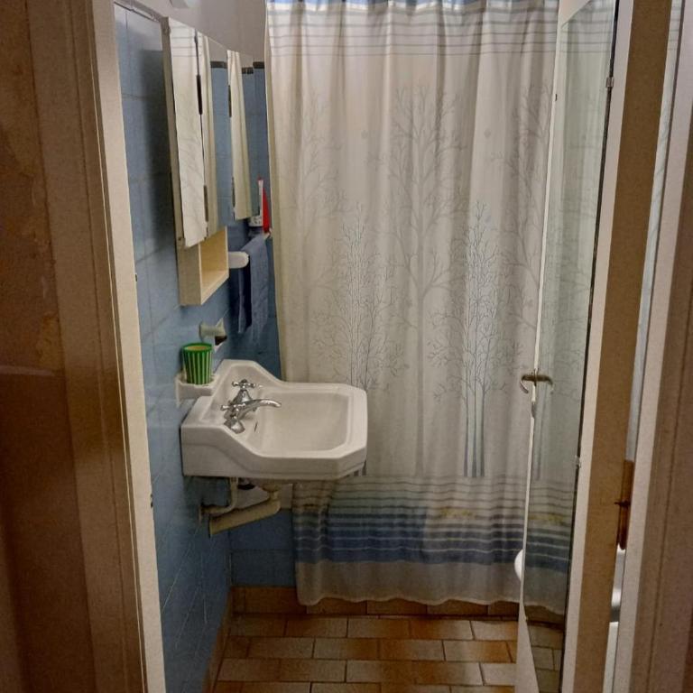 Tres ambientes microcentro - Apartamento de 2 dormitorios - 2