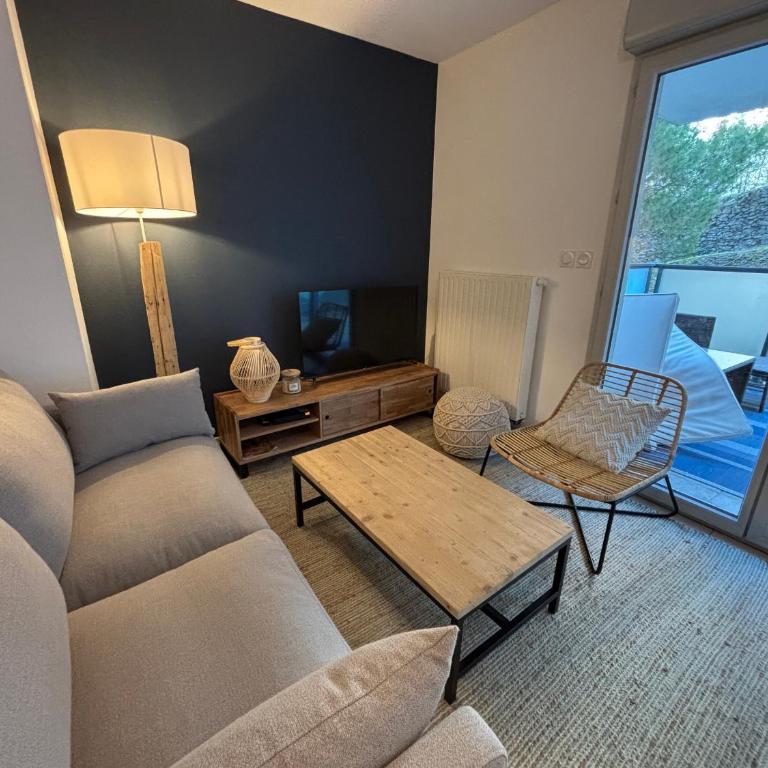 Deux pièces à Sète - Terrasse, Parking, WiFi - FR-1-338-633 - Apartment - 11