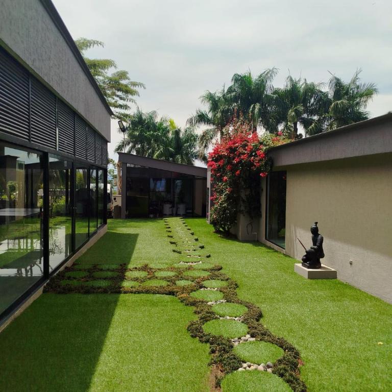 Mirador - Three-Bedroom House - 7