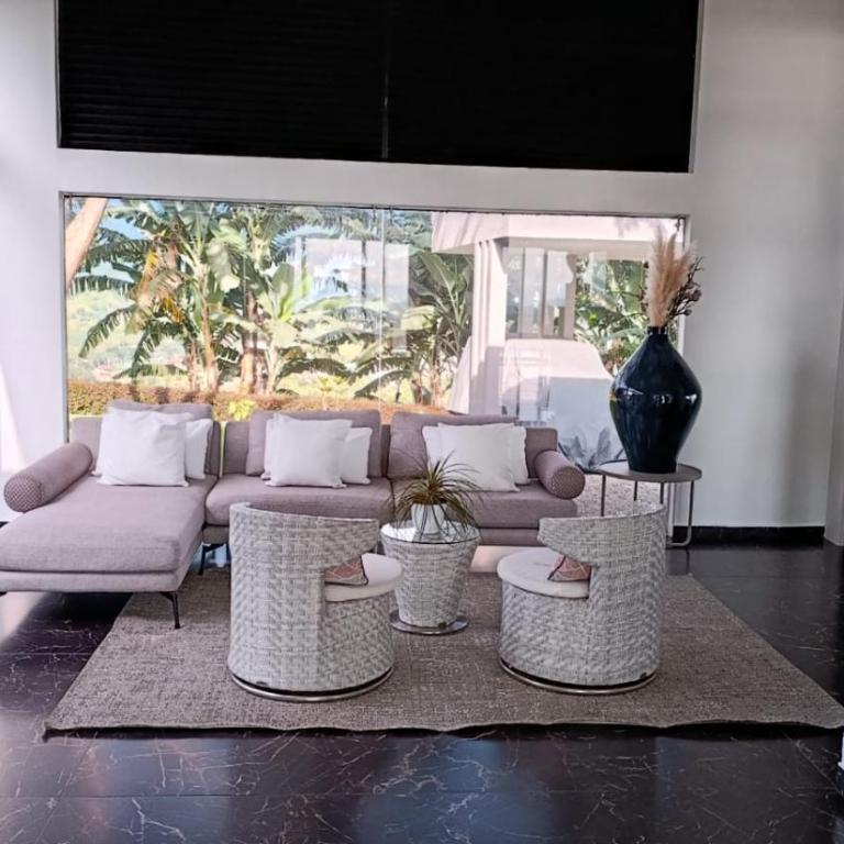 Mirador - Three-Bedroom House - 13