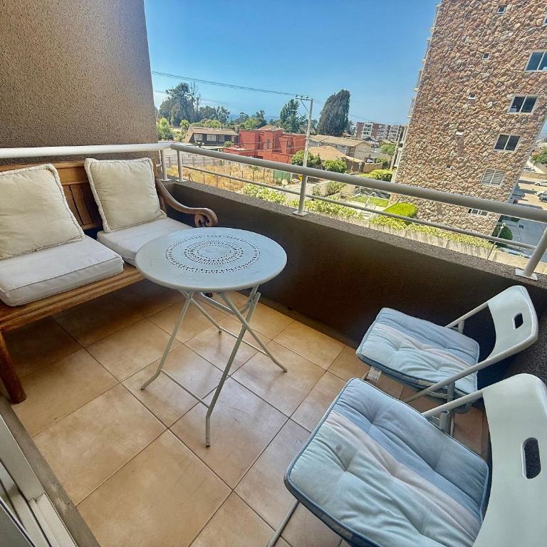 Beautiful and cozy apartment in Los Romeros - Apartment - 4