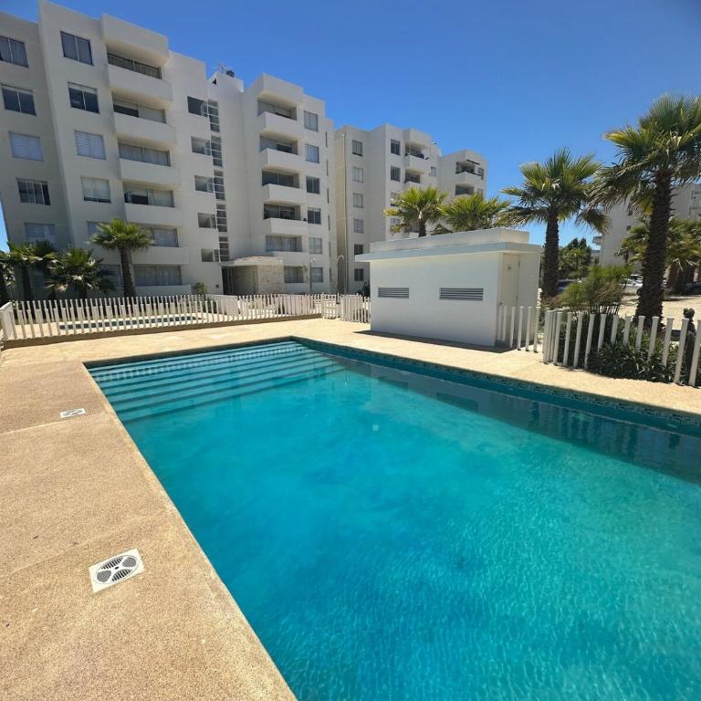 Espectacular Nuevo departamento, en la Serena, con piscina - Two-Bedroom Apartment - 25