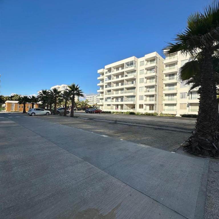 Espectacular Nuevo departamento, en la Serena, con piscina - Two-Bedroom Apartment - 39