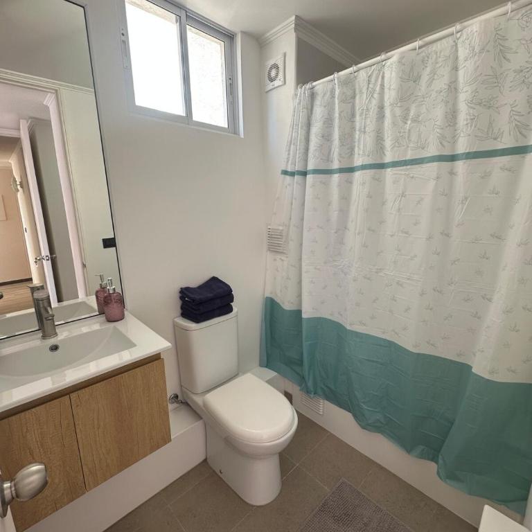 Espectacular Nuevo departamento, en la Serena, con piscina - Two-Bedroom Apartment - 17
