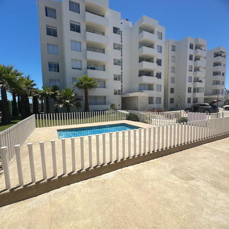 Espectacular Nuevo departamento, en la Serena, con piscina - Two-Bedroom Apartment - 42