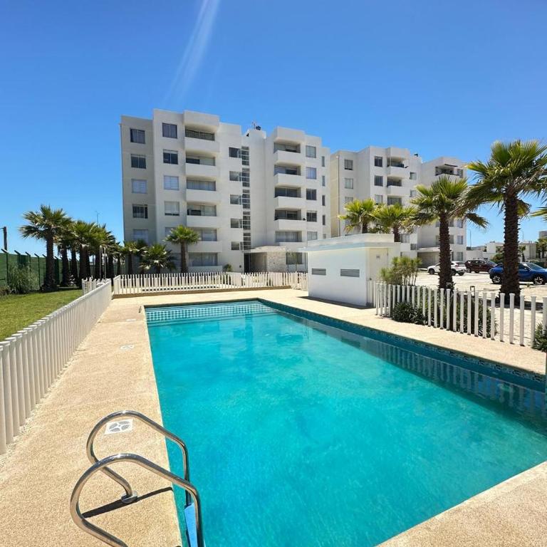 Espectacular Nuevo departamento, en la Serena, con piscina - Two-Bedroom Apartment - 1