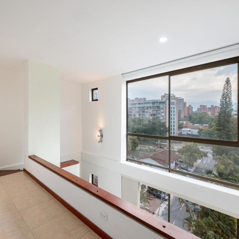 Apartamentos SETAI - One-Bedroom Apartment - 4