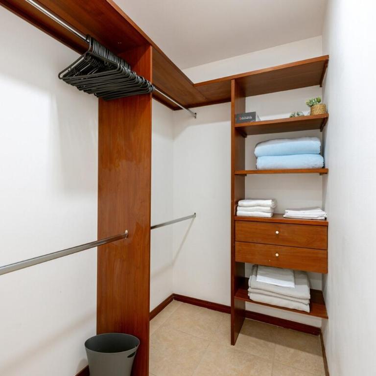 Apartamentos SETAI - One-Bedroom Apartment - 24
