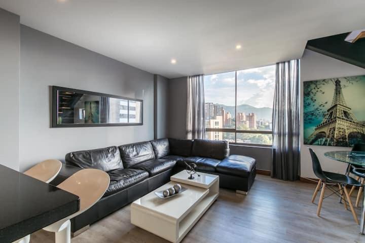 Apartamentos SETAI - Deluxe One-Bedroom Apartment with City View - 11