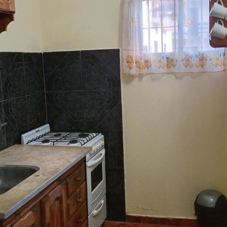 Mar Del Tuyu - Duplex a 3 cuadras de la playa en Avenida 58 - Casa de 3 dormitorios - 11