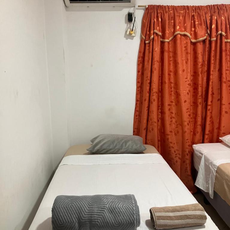 Hostal Bellettini - Twin Room - 4
