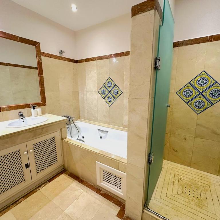 LA PERLA DE MARAKECH 8 beachfront 3-bedroom-groundfloor apartment - Apartamento de 3 dormitorios - 82