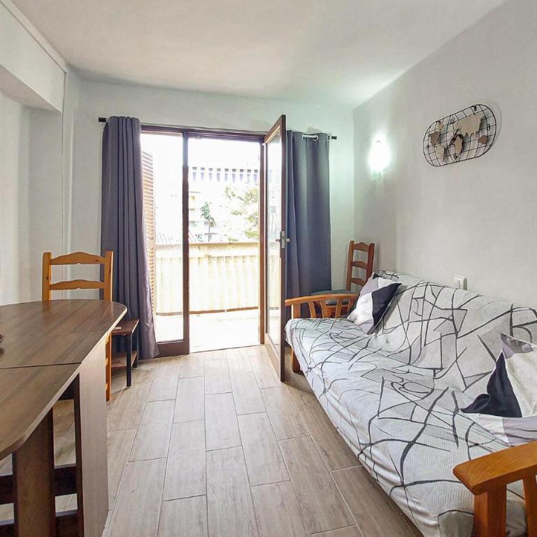 2 Bedroom Awesome Apartment In Oropesa Del Mar - Apartamento de 2 dormitorios - 7