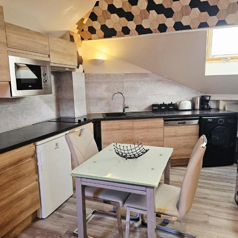 Studio sous les toits - Plage & Parking privés - Loft - 12