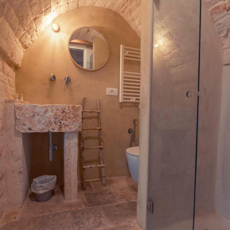 La Corte Dell'Astore - Trulli Diffusi nel centro storico di Alberobello - Camera Matrimoniale Standard - 19