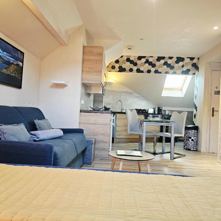Studio sous les toits - Plage & Parking privés - Loft - 24