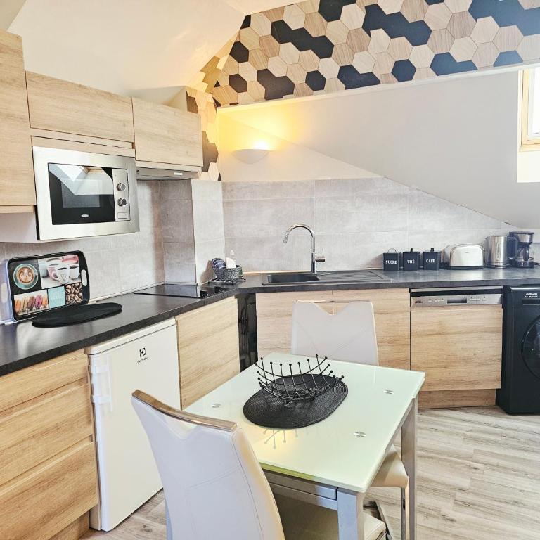 Studio sous les toits - Plage & Parking privés - Loft - 26