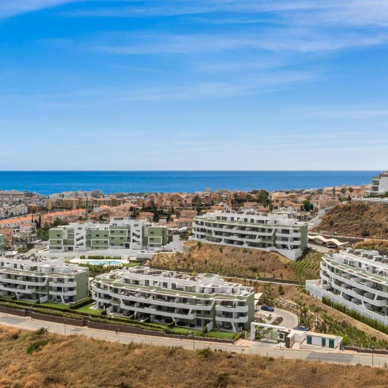 ViVi Homes - Casa la Perla - terrace - gym - pool - Apartamento de 3 dormitorios con vistas al mar - 40