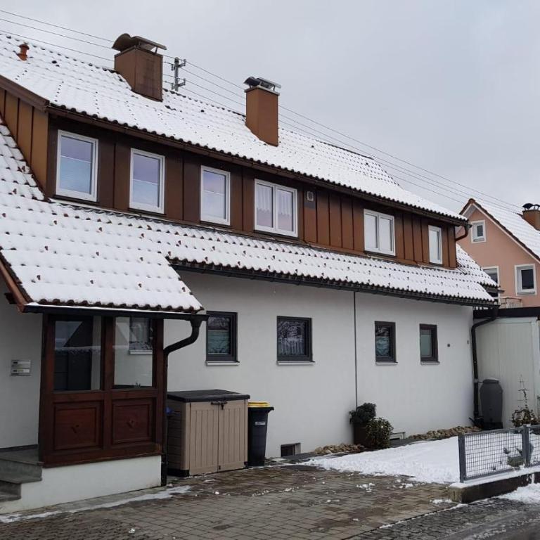 Ferienwohnung Lanz - Apartment mit 1 Schlafzimmer und Badezimmer - 1