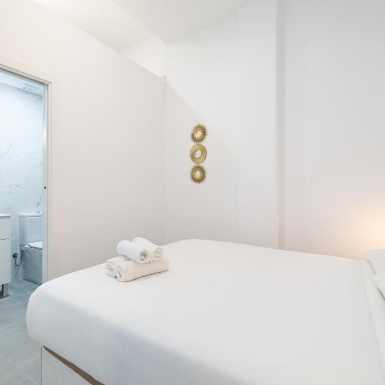 Cosy studio near AVE station - Apartamento - 11