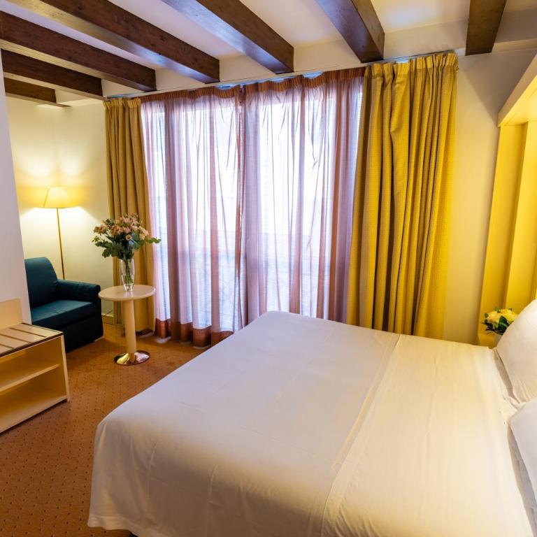 Hotel Giudecca Venezia - Camera Classic Matrimoniale/Doppia con Letti Singoli - 2