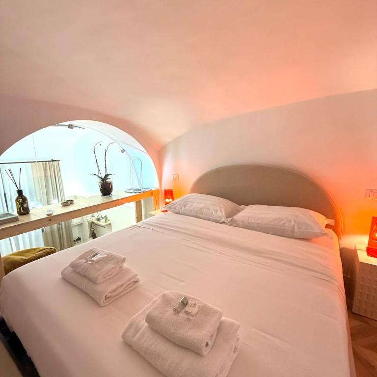 The Arches, Comfortable Design Loft 10 min from Colosseum - One-Bedroom Apartment - 15