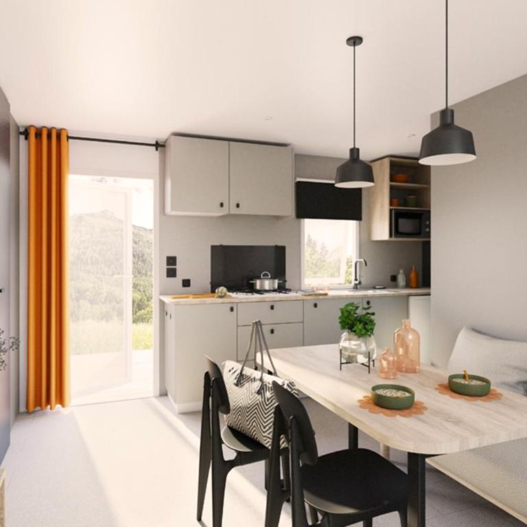 Carazur Mobilhomes Camping Fréjus - Two Bedroom Comfort Mobile Home - 3