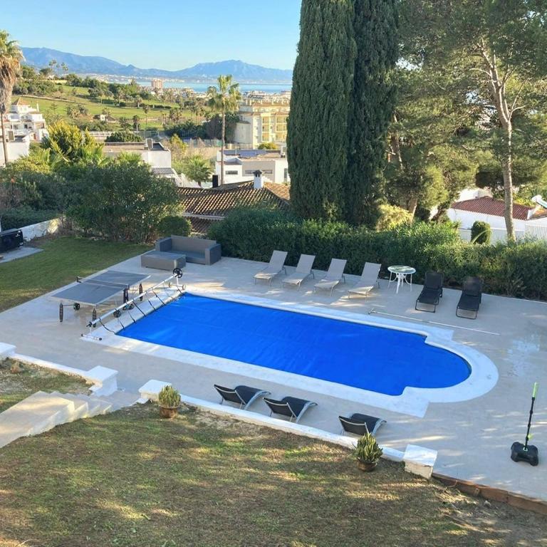 5 Bedroom Villa with HEATED Pool with breath-taking Sea Views, Walking distances to Shops Restaurants Beach - Villa - 6