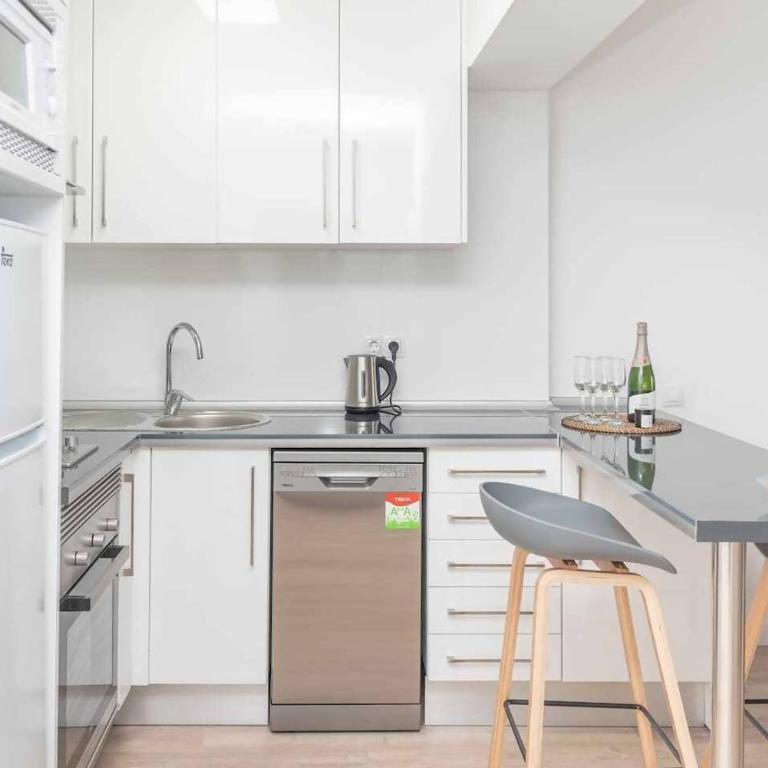 NEW Apt Relax Home a 150 m del mar, WIFI y Piscina - Apartamento de 1 dormitorio - 11