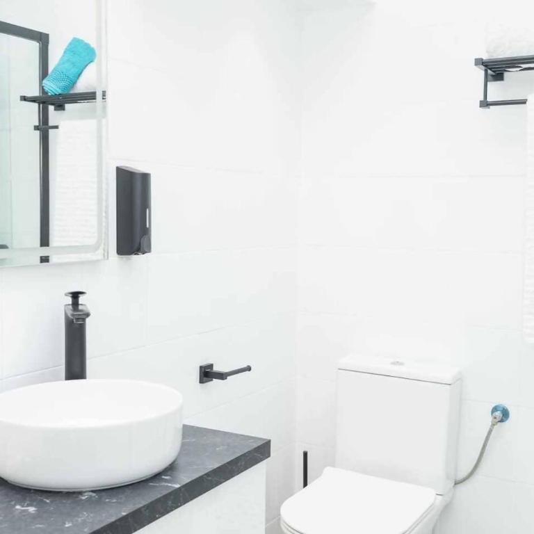 NEW Apt Relax Home a 150 m del mar, WIFI y Piscina - Apartamento de 1 dormitorio - 12