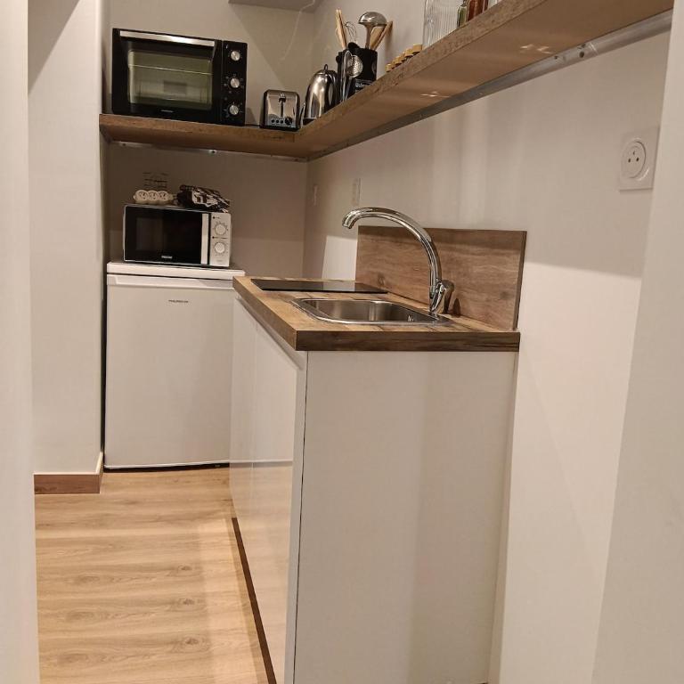 Centre Chambéry - Parking gratuit - tout inclus - One-Bedroom Apartment - 6