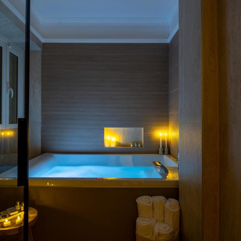 Luxury Apartment with Private Hot Tub & Sauna - Magnifica Homes - Appartamento Premium con 3 Camere da Letto - 2